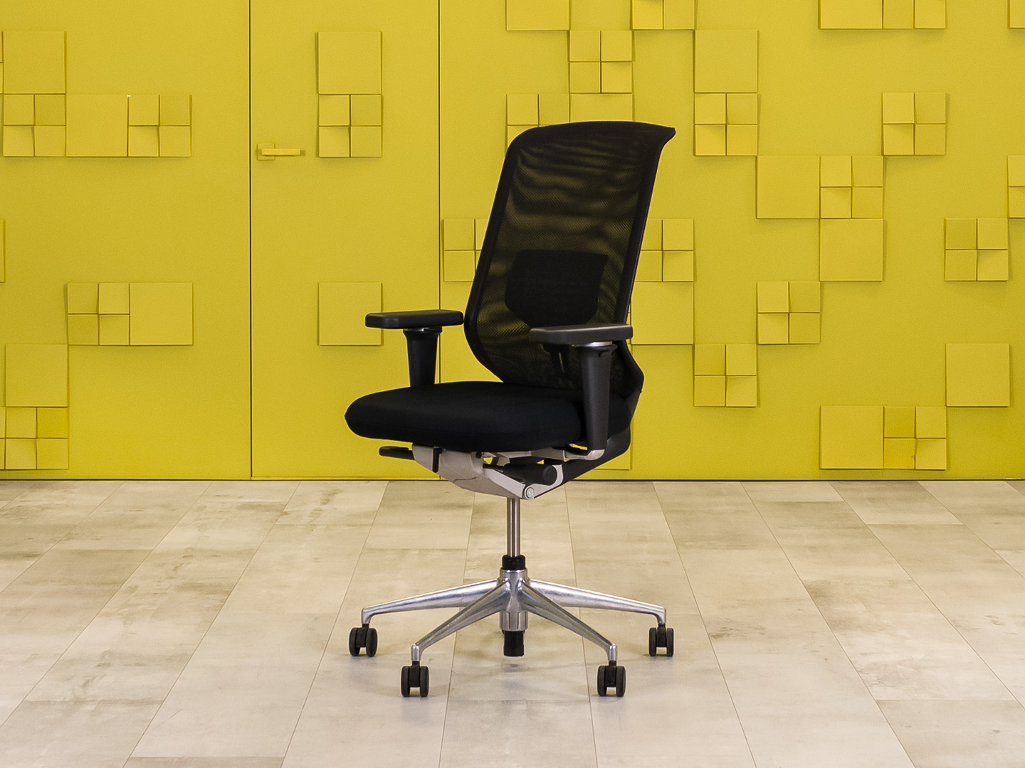 Офисное кресло для персонала на колесах Vitra Ткань Чёрный Швейцария_КПТЧ-23121