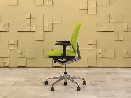 Офисное кресло для персонала на колесах Vitra Ткань Зелёный Швейцария_КПТЗ-301023