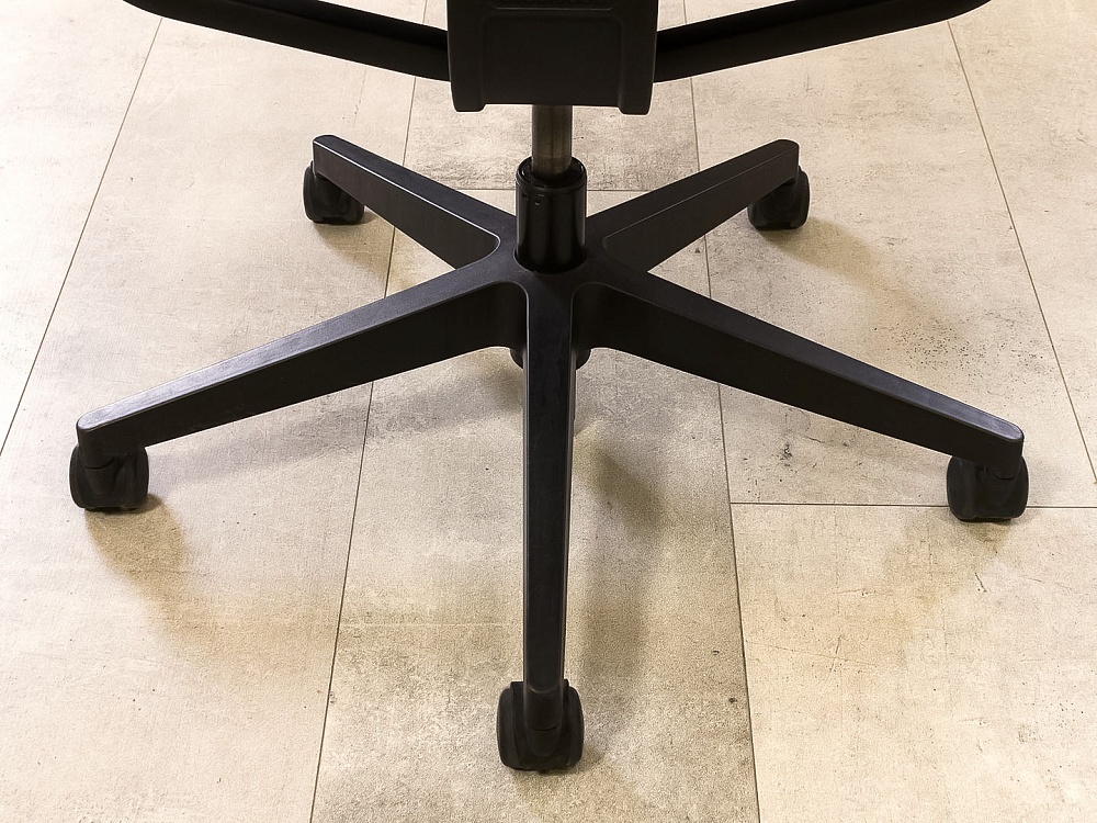 Офисное кресло для персонала на колесах Steelcase Ткань Серый Франция_КПТС-010224