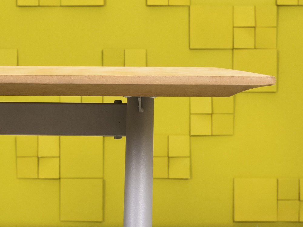 Офисный стол угловой  ЛДСП Бук  СПУВ-02125