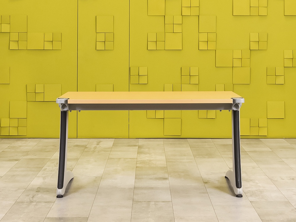 Офисный стол прямой Steelcase ЛДСП Бук Франция  СППВ-03125