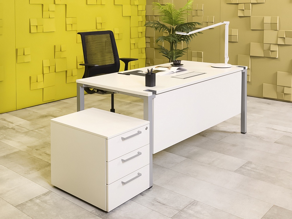 Комплект офисной мебели стол с тумбой  Steelcase ЛДСП Белый Франция  СППБТ2-04026