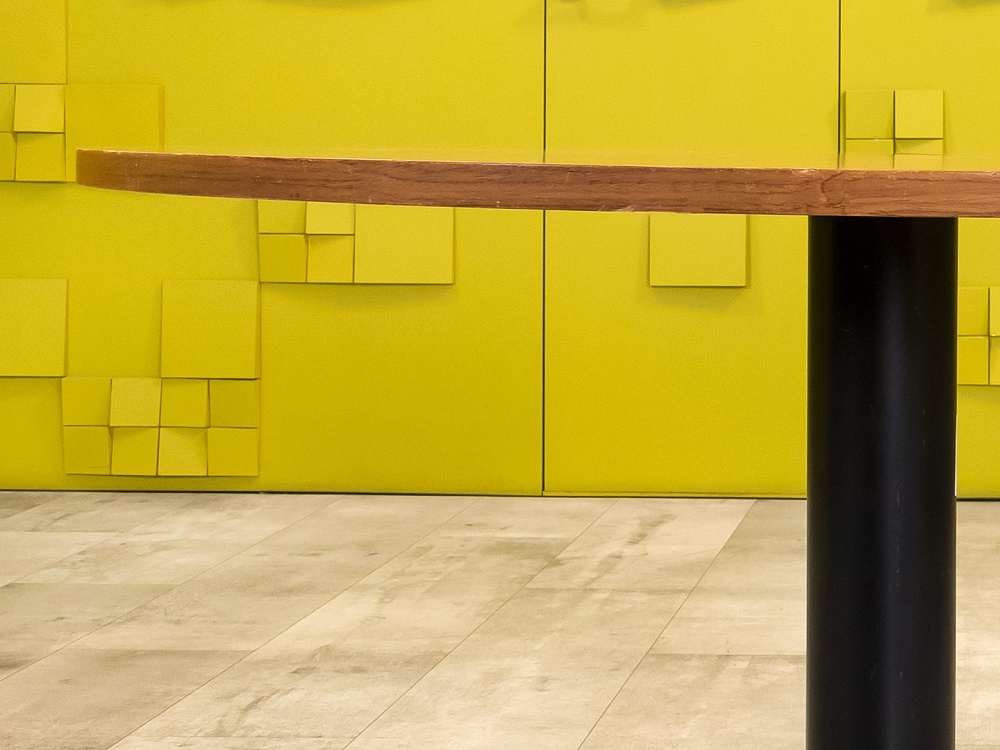 Обеденный стол ДСП Орех Россия  СГКХ-140623