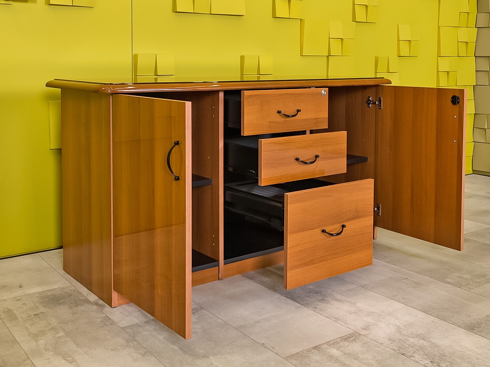 Офисный стол для переговоров CANNES Goodfurniture 1200x1200x760 МДФ Орех Италия_СГКХК-070524