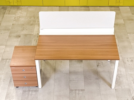 Комплект офисной мебели на 1 человека Юнитекс ЛДСП Орех Россия_СППХТ-150324