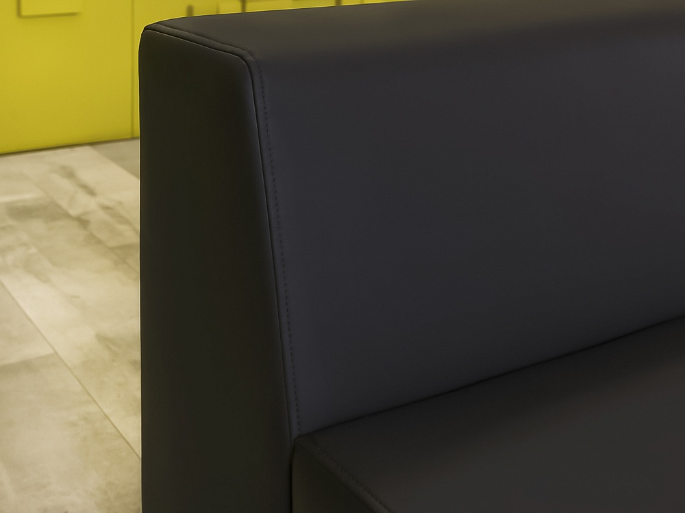 Офисный диван Кожзам Чёрный Россия  ДНКЧ1-20016