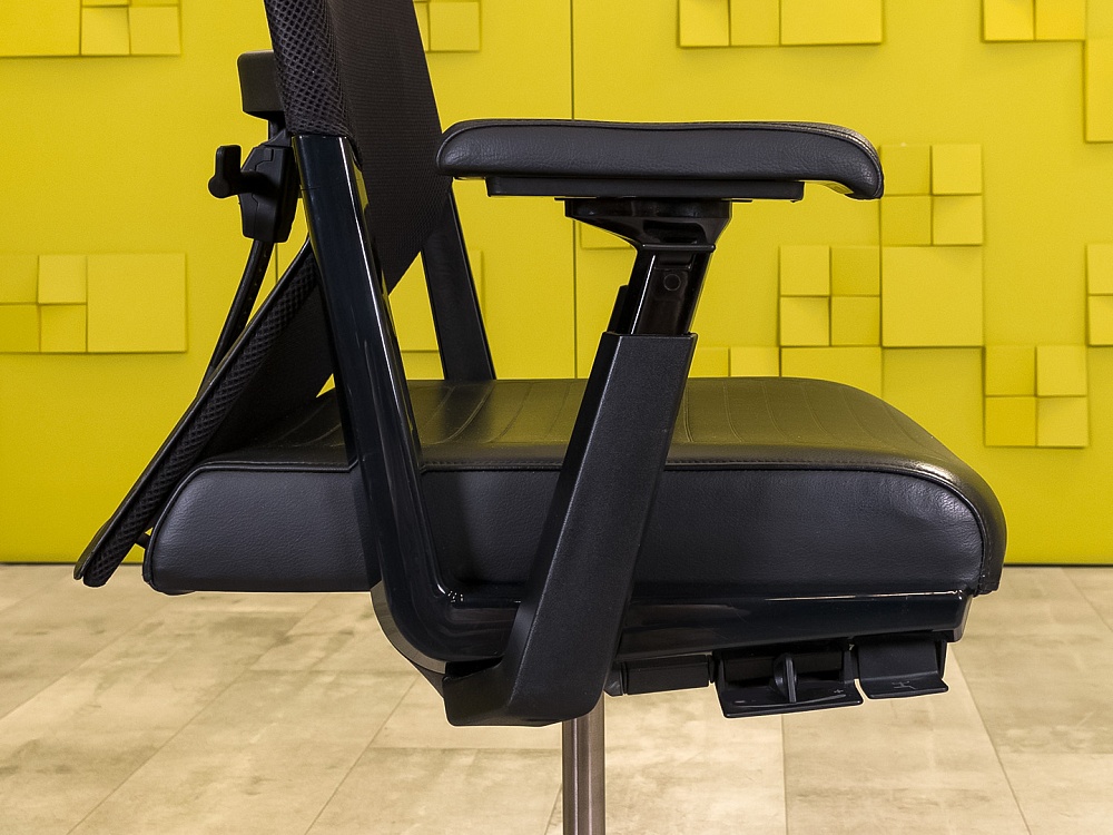 Офисное кресло для персонала на колесах Comforto HAWORTH Кожа Чёрный США_КПКЧ-220724