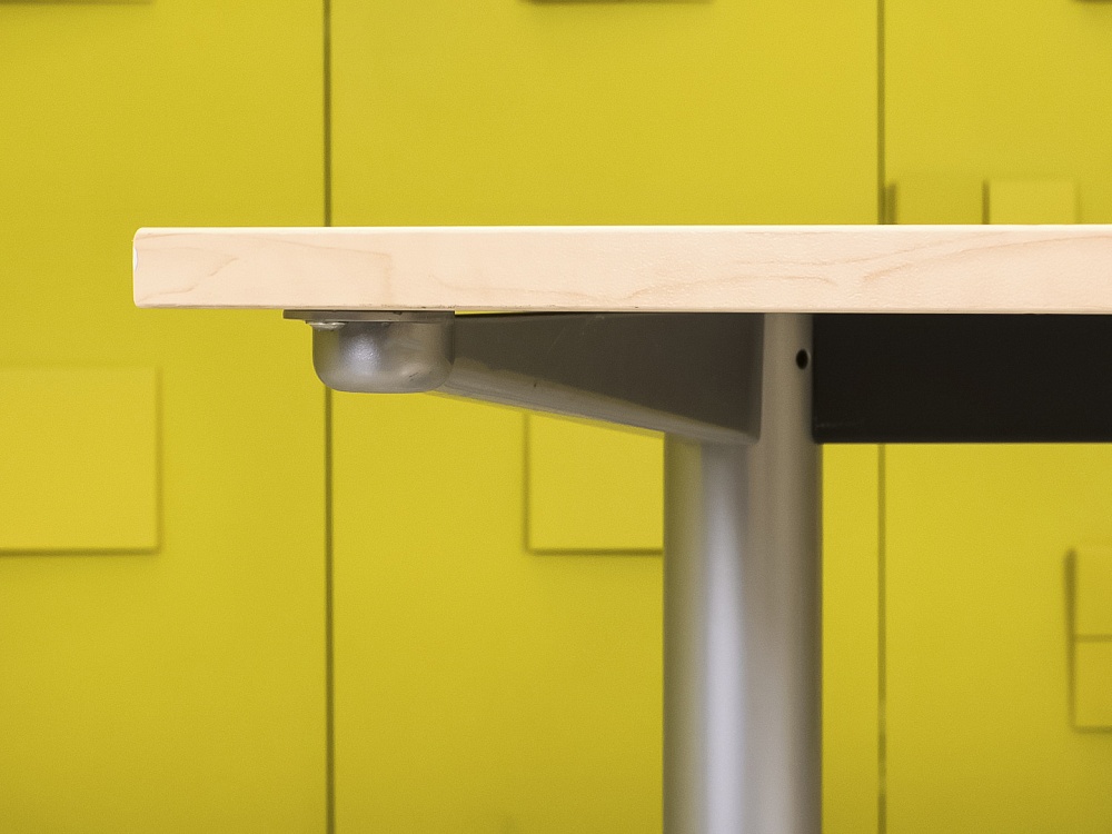 Стол для руководителя  ЛДСП Клен Импорт  СРЭВ-26115