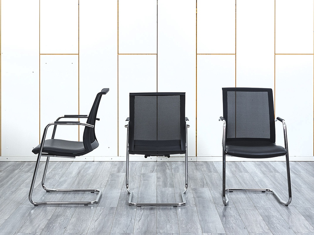 Конференц кресло для переговорной  Черный Сетка Profoffice Skin  (УДСЧ-01044)