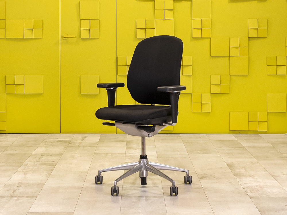 Офисное кресло для персонала на колесах Vitra Ткань Чёрный Швеция_КПТЧ-200224