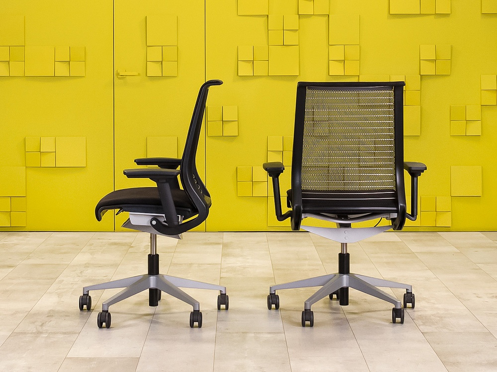 Офисное кресло для персонала на колесах Think Steelcase Ткань Чёрный Франция_КПТЧ-100924