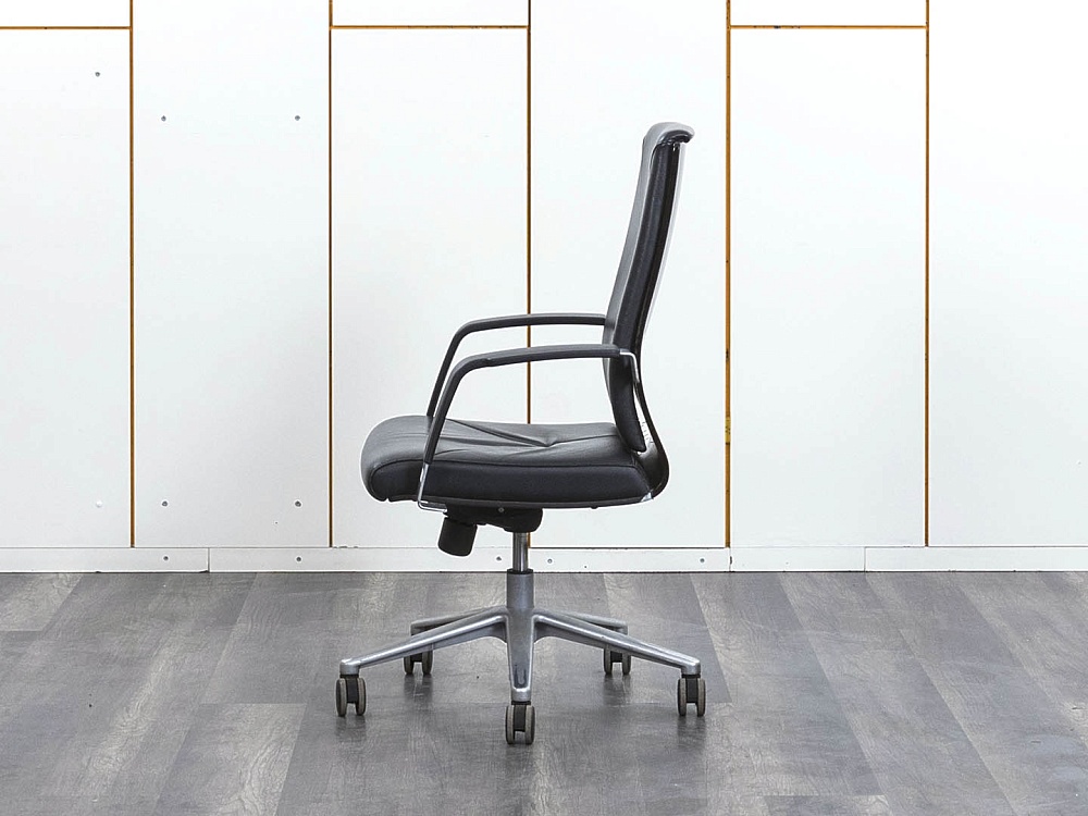 Офисное кресло руководителя  Sitland  Кожа Черный Madera B  (КРКЧ-08082)