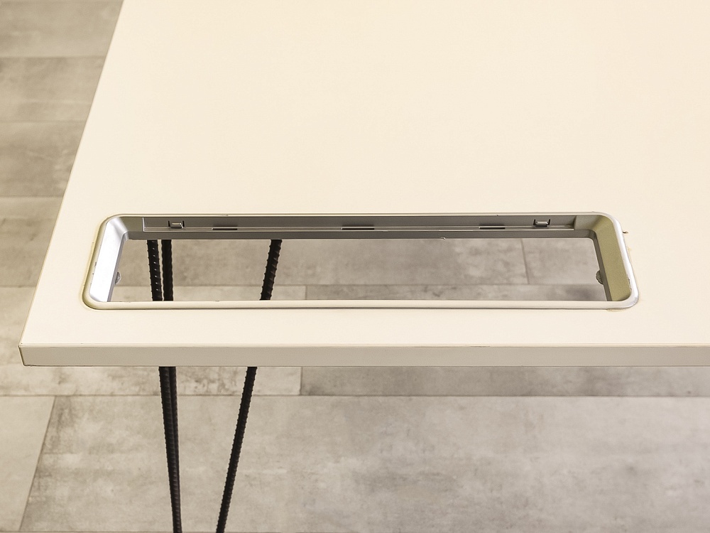 Офисный стол угловой  ЛДСП Белый   СПУБ-24025