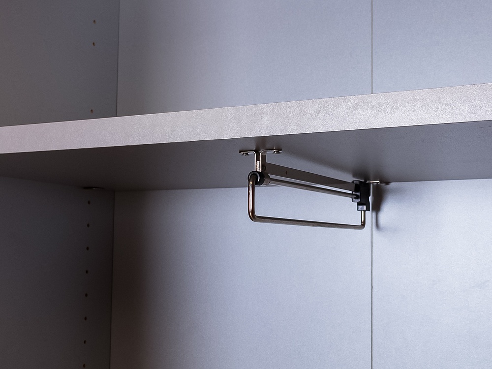 Кабинет руководителя ЛДСП Красный Италия_КРК-100424