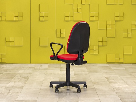 Конференц кресло для переговорной на ножках AXO Кожзам Бежевый Польша_КНКБ-230623