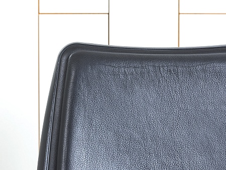 Конференц кресло для переговорной  Черный Кожзам SteelCase   (УНКЧ-30074)