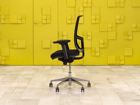 Офисное кресло для персонала на колесах NARBUTAS Ткань Чёрный Литва_КПТЧ7-290923