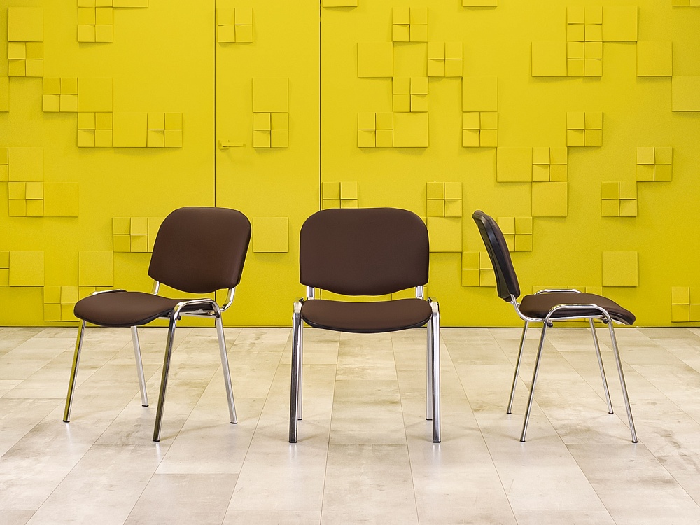 Офисный стул  ИЗО Кожзам Коричневый Россия  ИзоК2(нкх)