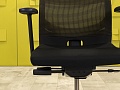 Офисное кресло руководителя на колесах Comforto HAWORTH Ткань Чёрный США_КРТЧ-091223