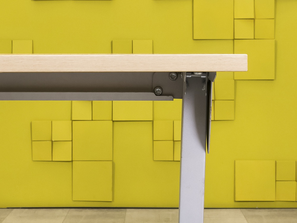 Офисный стол прямой 1400x650 ЛДСП Клен Россия_СППВ-150424