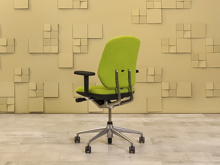 Офисное кресло для персонала на колесах Vitra Ткань Зелёный Швейцария_КПТЗ-301023
