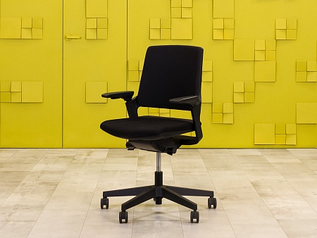 Офисное кресло для персонала на колесах Interstuhl Ткань Чёрный Германия_КПТЧ-220922