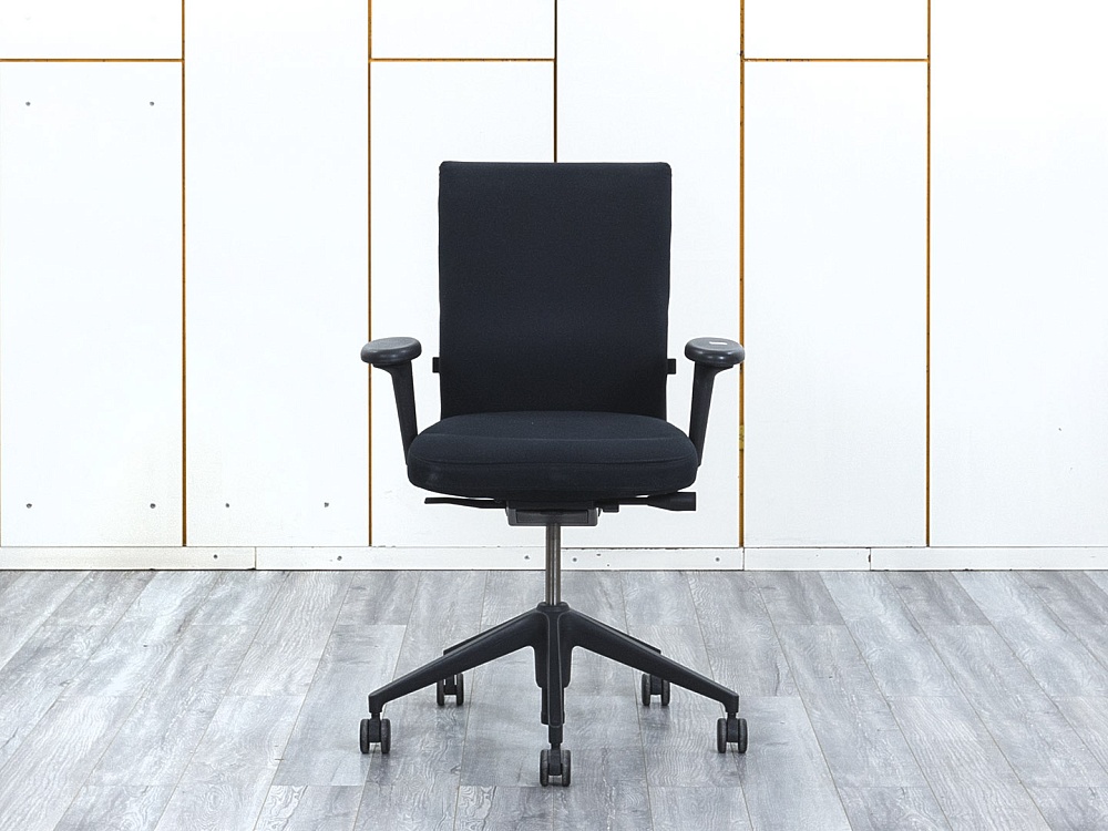 Офисное кресло для персонала  VITRA Ткань Черный   (КПТЧ7-26013)