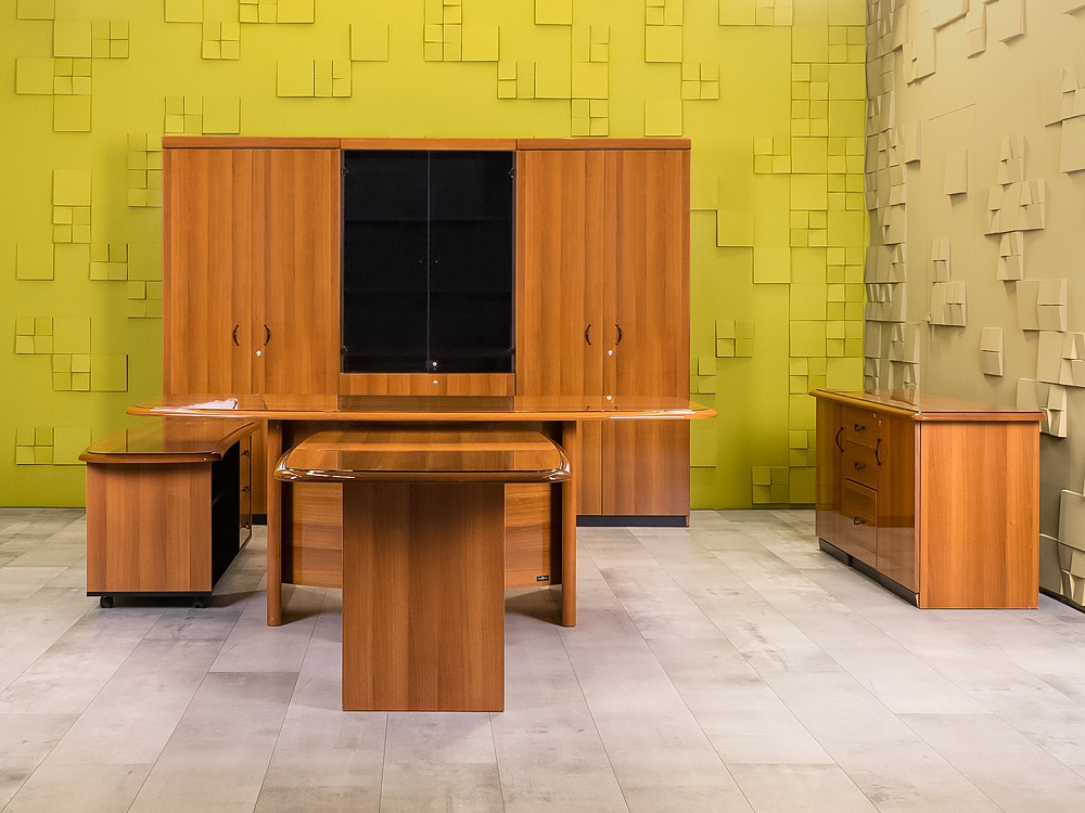 Кабинет руководителя CANNES Goodfurniture МДФ Орех Италия_КРХ1-070524