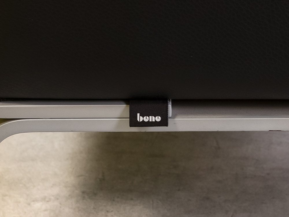 Офисный диван Coffice Linear BENE 1750x780 Кожа Чёрный Австрия_ДНКЧ-071024
