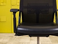 Офисное кресло для персонала на колесах Comforto HAWORTH Кожа Чёрный США_КПКЧ-220724