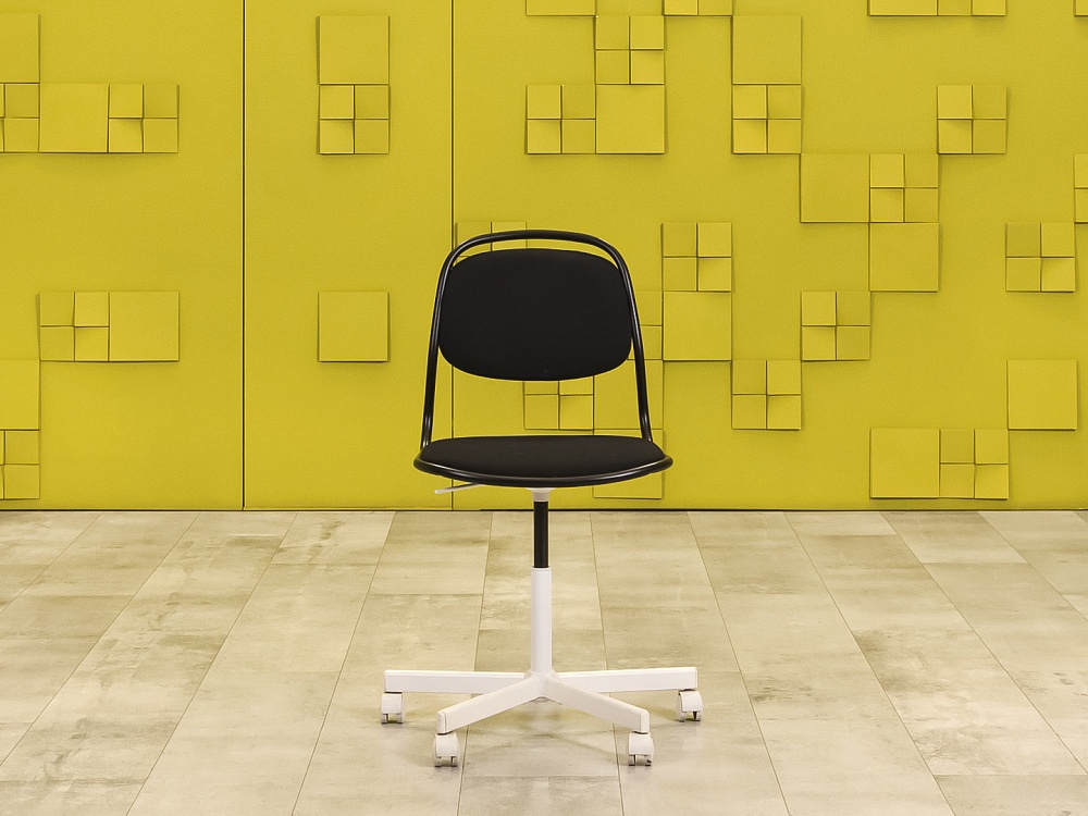 Офисное кресло для персонала на колесах IKEA Ткань Чёрный Швеция  КПТЧ-22076