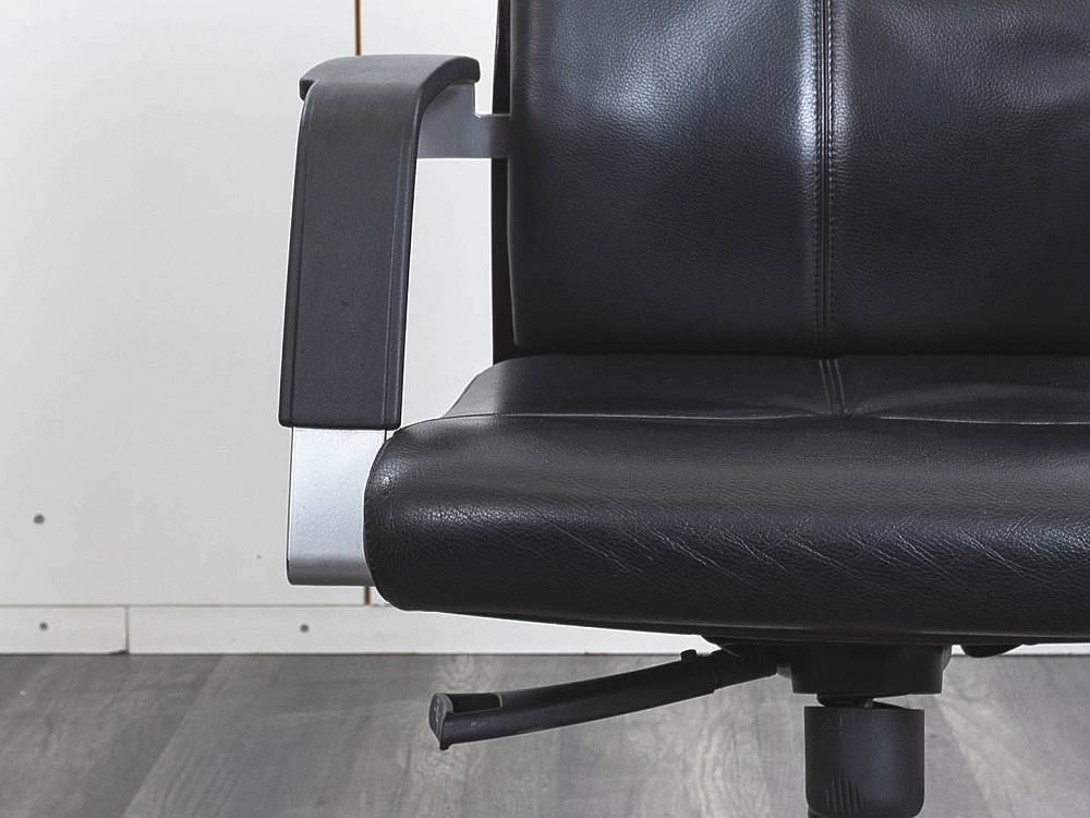 Офисное кресло руководителя  Sitland  Кожа Черный Madera B  (КРКЧ-08082)