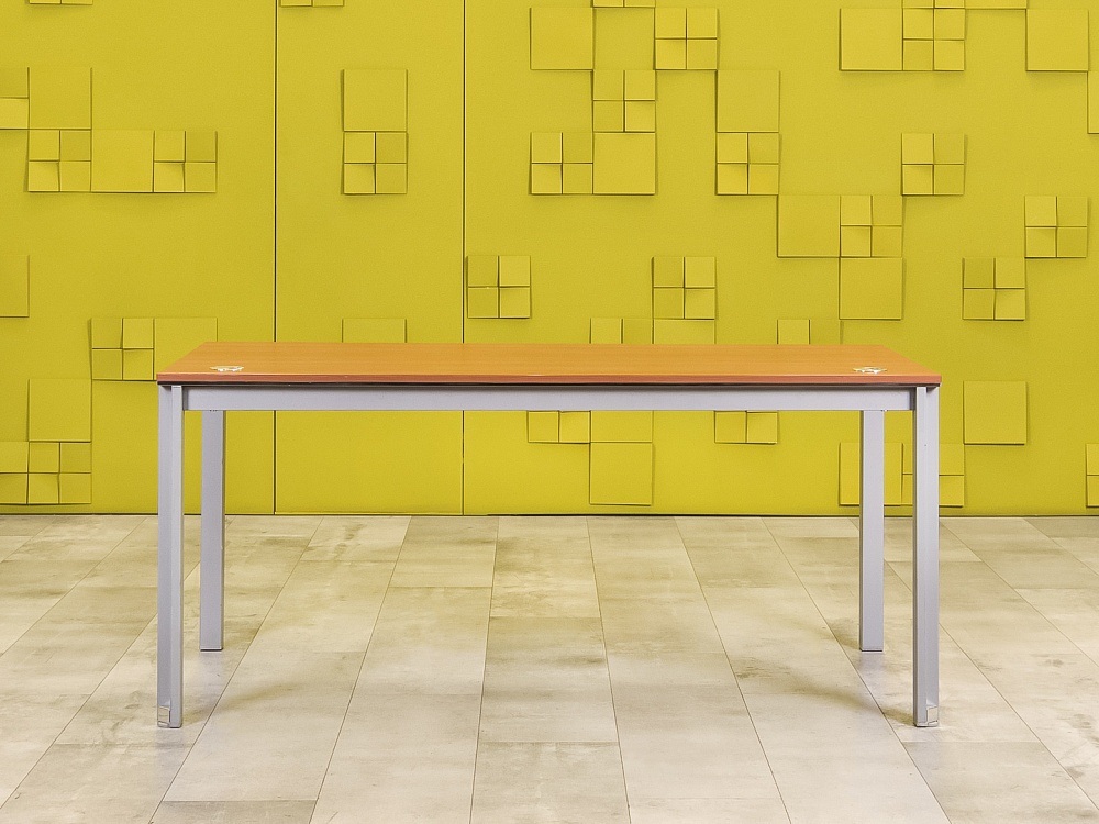 Офисный стол прямой ЛДСП Вишня  СППШ-060823