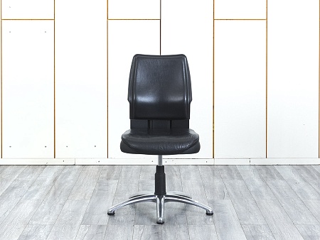 Конференц кресло для переговорной  Черный Кожзам SteelCase   (УНКЧ-30074)