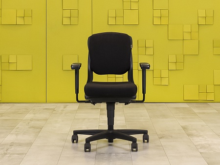 Офисное кресло для персонала на колесах Ahrend Ткань Чёрный Голландия_КПТЧ-15072